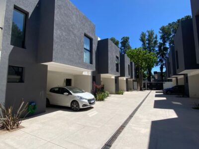 Duplex en Canning, A metros de Las Toscas