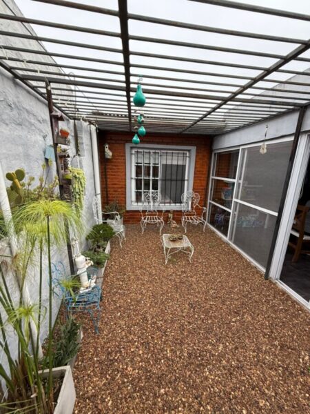 Casa en Cañuelas, a 5' del centro.