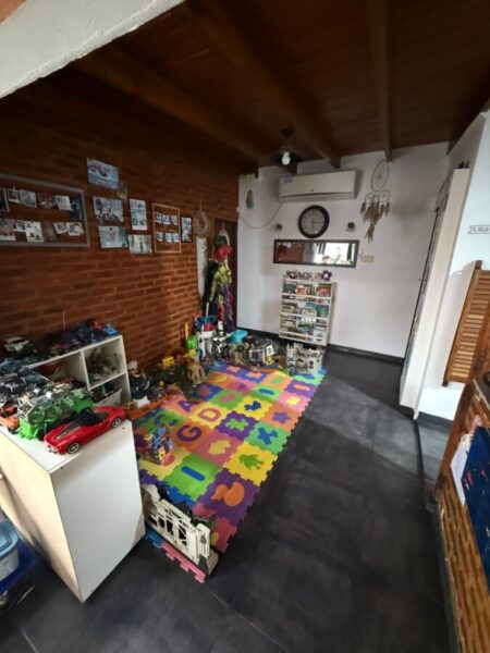 Casa en Cañuelas, a 5' del centro.